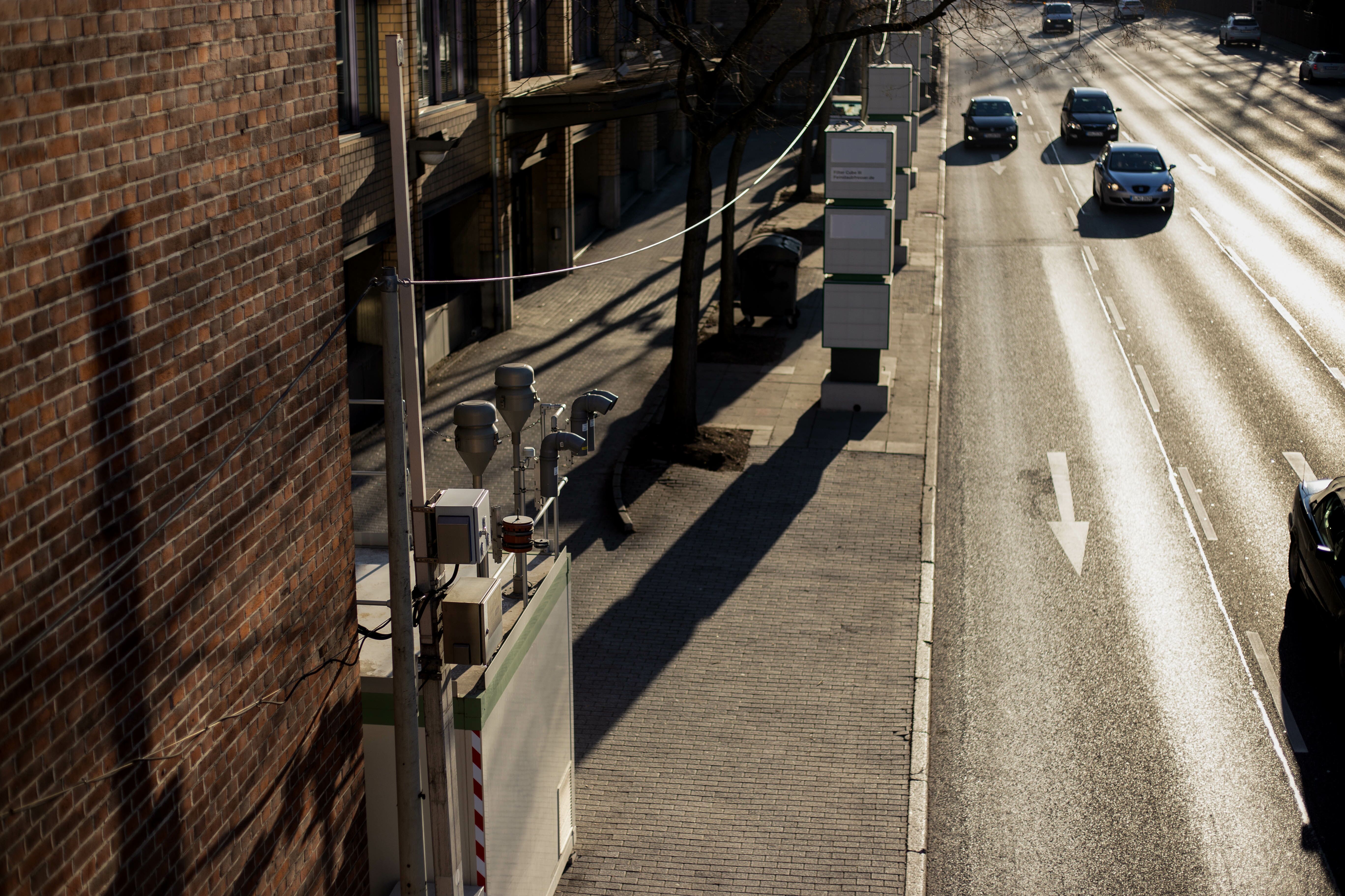 autos-auf-stra&szlig;e