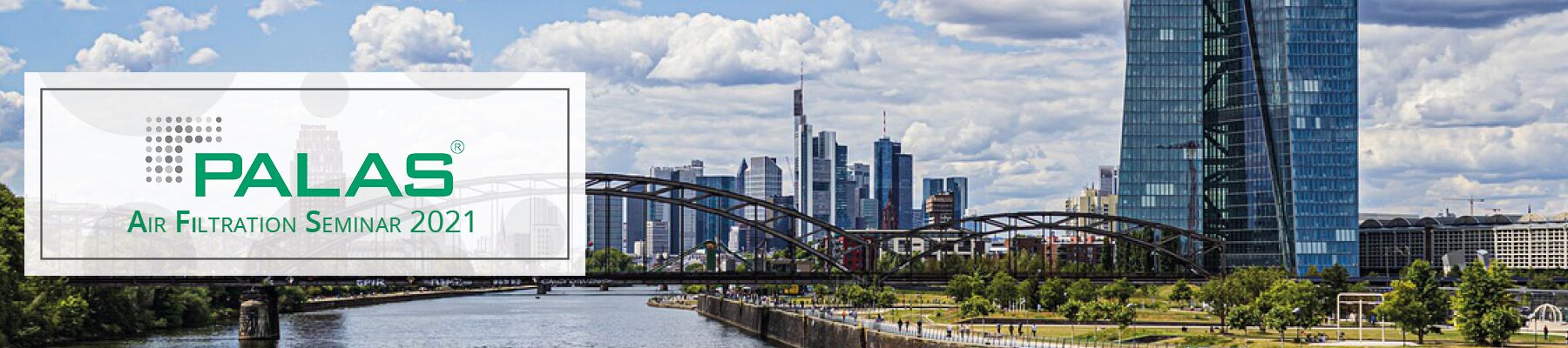 frankfurt-am-main-skyline-und-banner-palas-air-filtration-seminar